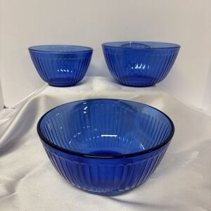 Vintage set of 3 Pyrex Ribbed Elegant Cobalt‎ Blue Nesting Bowls USA Rare